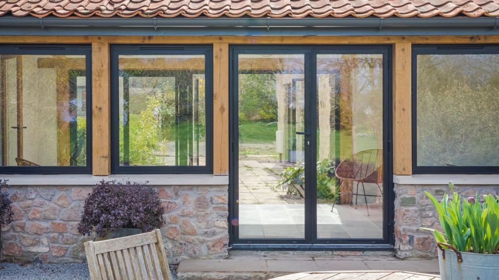 A Comprehensive Purchasing Guide for Aluminum Windows